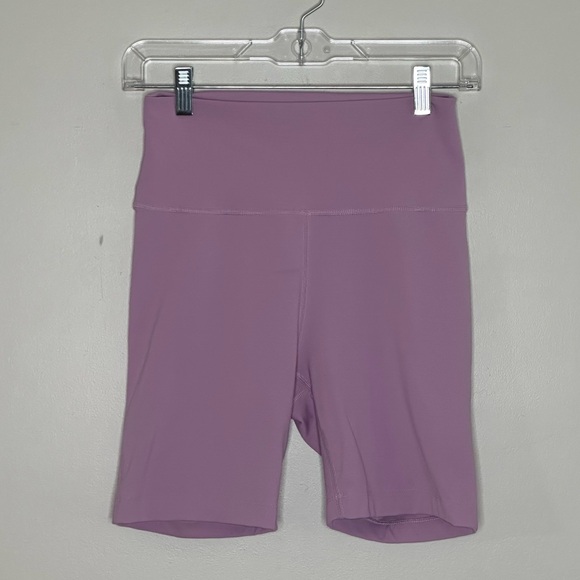 Outdoor Voices Women's Pink Lilac Purple Yoga Bike Shorts Size Medium - Picture 2 of 4
